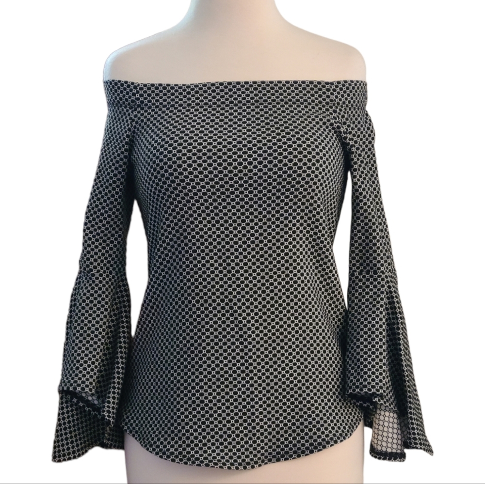 Karen Kane size L black top - Picture 1 of 9